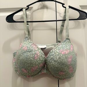 Victoria’s Secret Bra